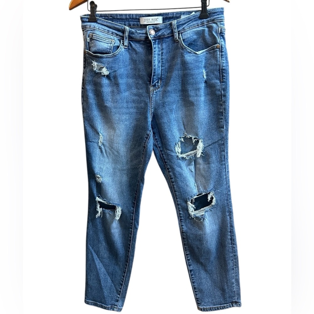 Judy blue slim fit skinny jeans distressed medium was size 13